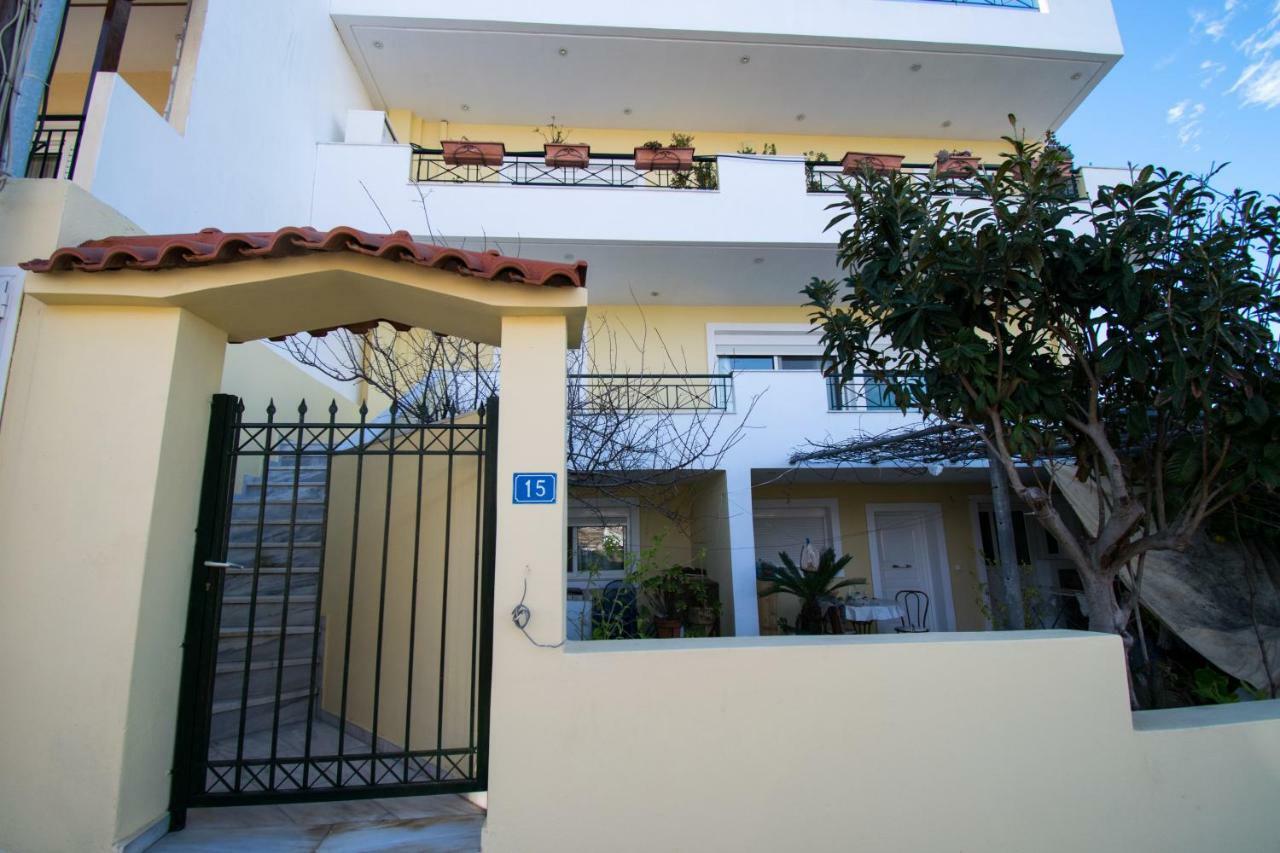 Betty'S Air+Port Sea Apartment Артеміда Екстер'єр фото